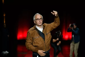 Fabrice Luchini lit Hugo théâtre mathuris théâtre petit saint martin
